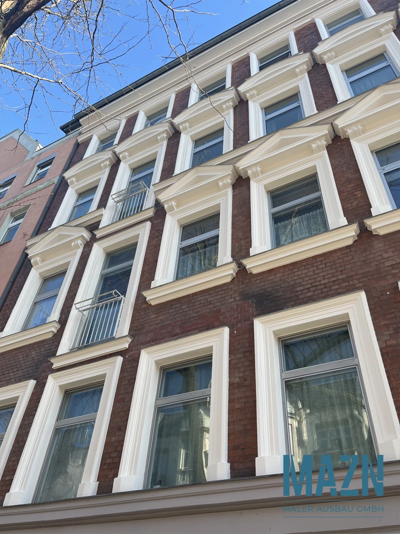 Innen- und Außenanstrich